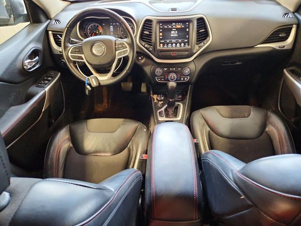 2017 JEEP CHEROKEE TRAILHAWK 4X4