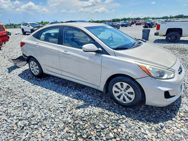 2015 HYUNDAI ACCENT