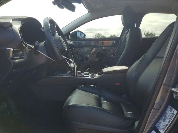 2023 MAZDA CX-30 Premium Package