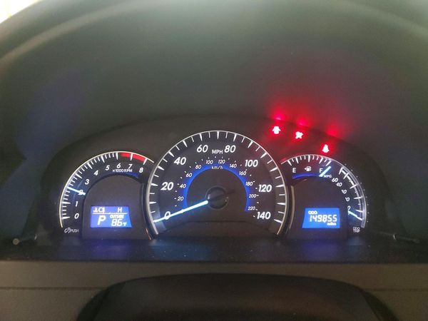 2012 TOYOTA CAMRY