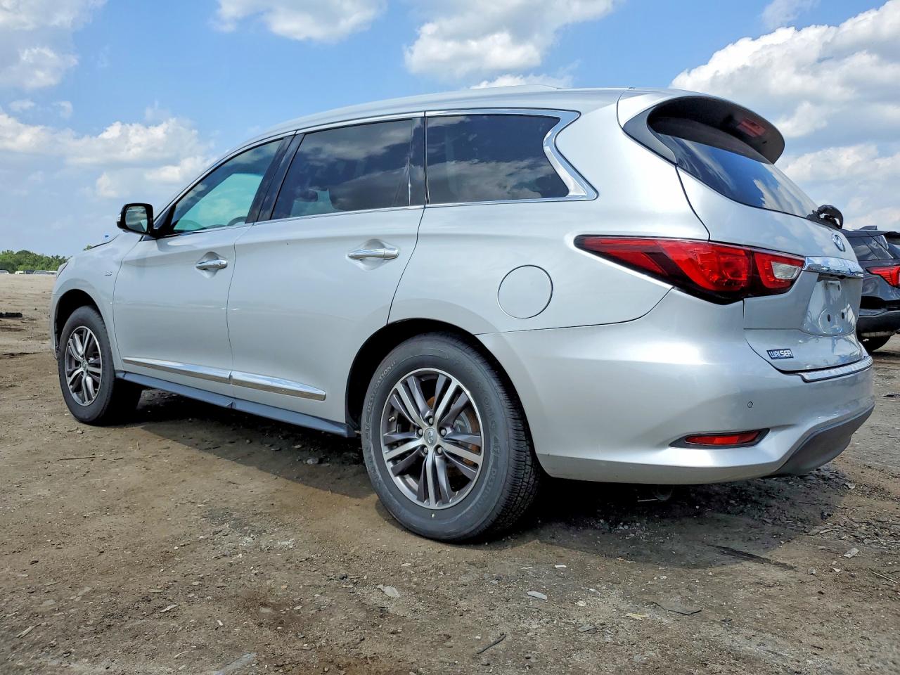2016 INFINITI QX60