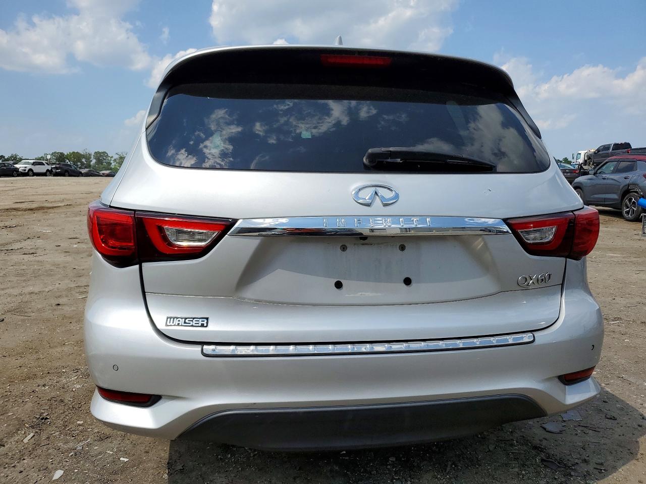 2016 INFINITI QX60