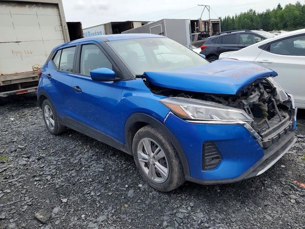 2024 NISSAN KICKS
