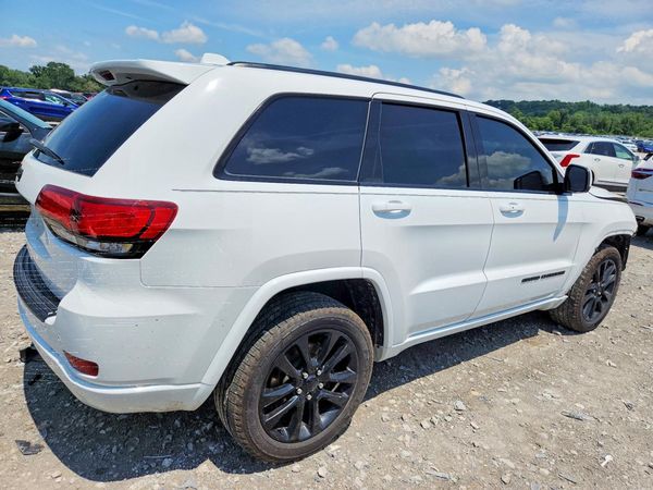 2020 JEEP GRAND CHEROKEE LAREDO 4X4