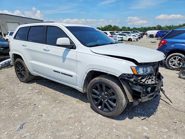 2020 JEEP GRAND CHEROKEE LAREDO 4X4