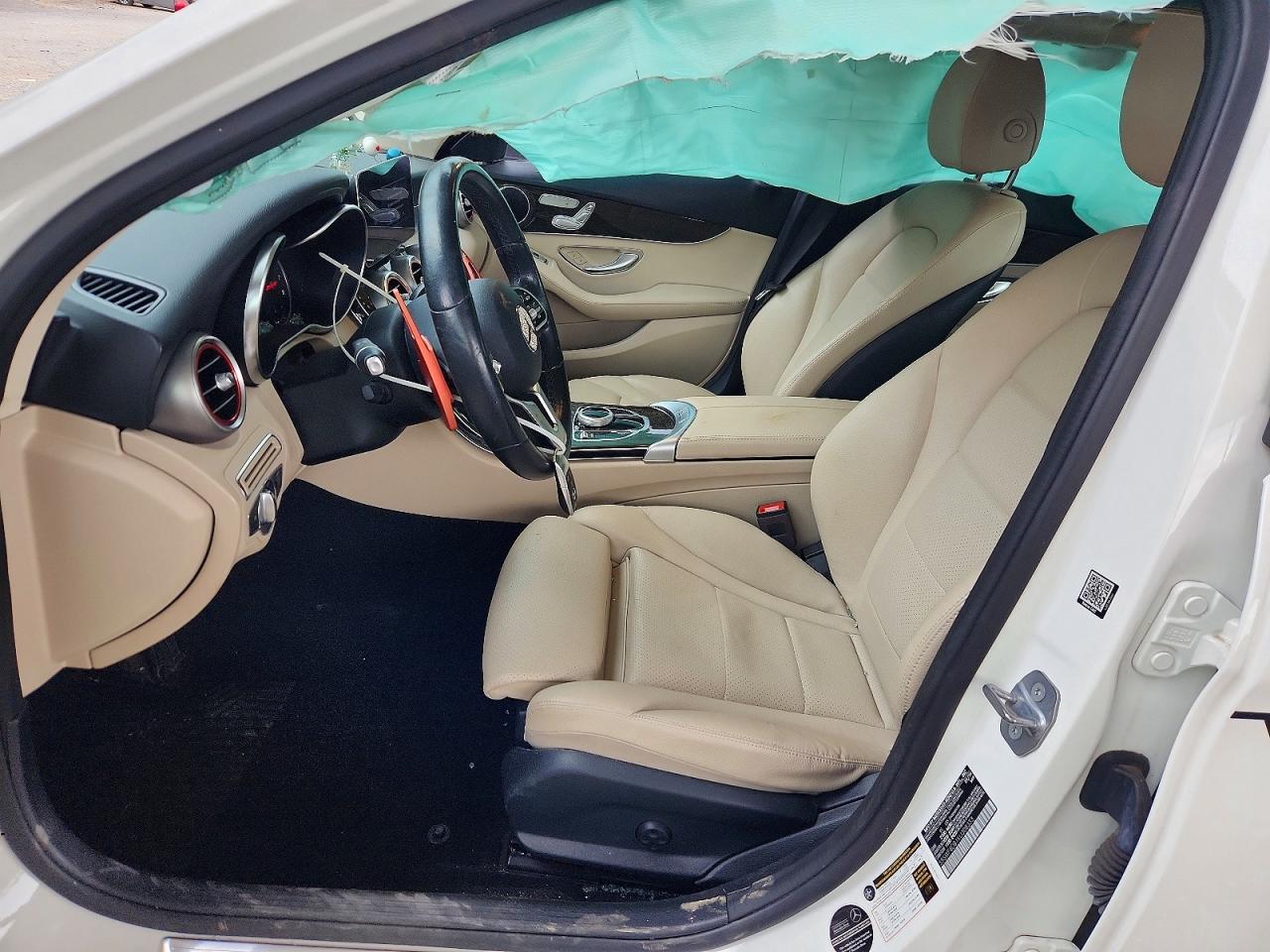 2019 MERCEDES-BENZ C C300