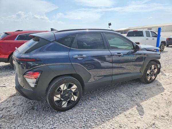 2024 HYUNDAI KONA SE