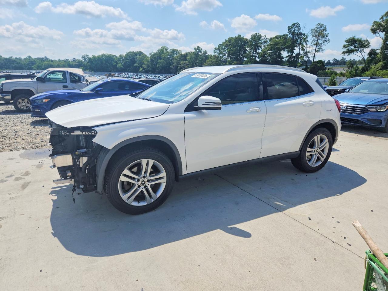 2020 MERCEDES-BENZ GLA GLA250