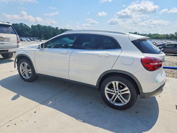 2020 MERCEDES-BENZ GLA GLA250