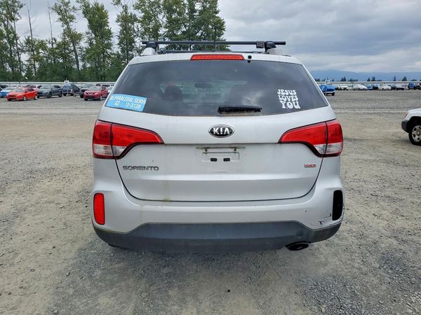 2015 KIA SORENTO GL