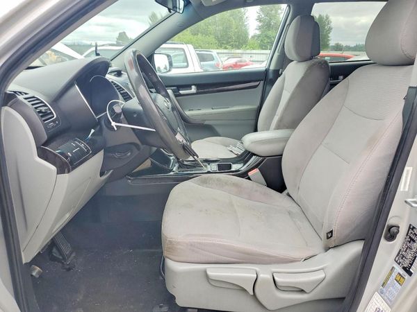 2015 KIA SORENTO GL