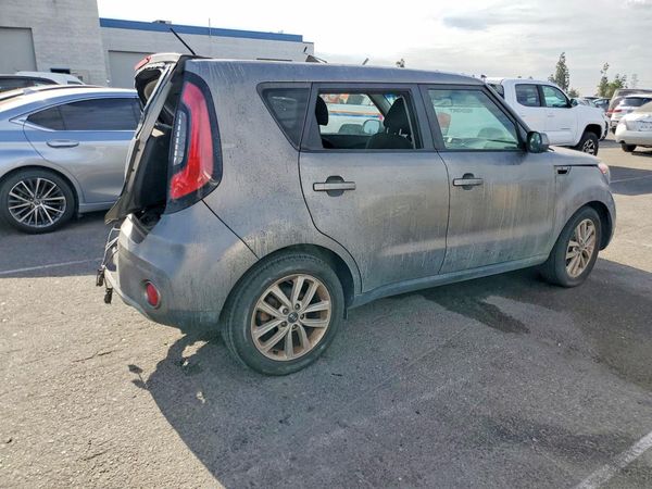 2019 KIA SOUL