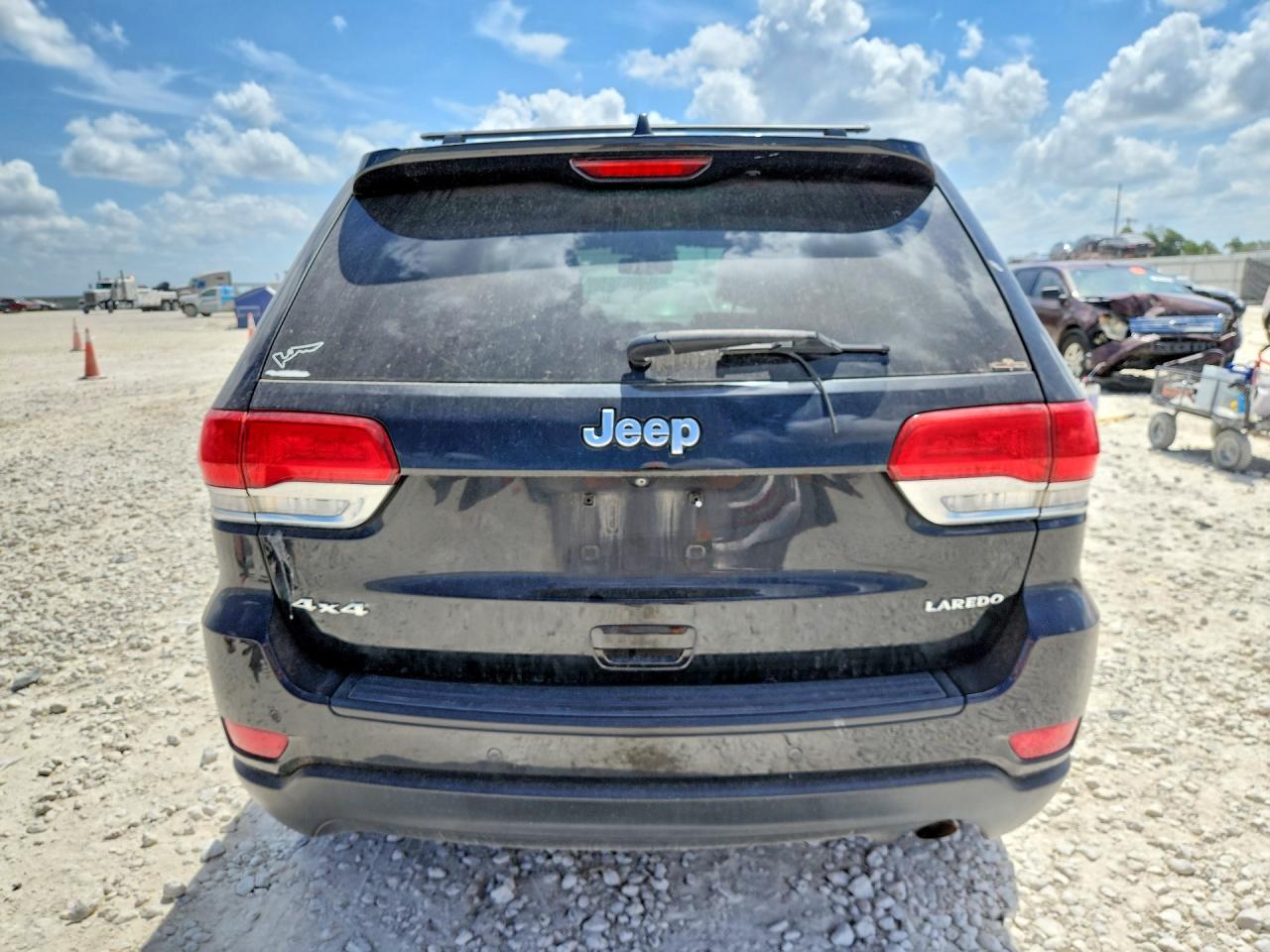 2016 JEEP GRAND CHEROKEE LAREDO 4X4
