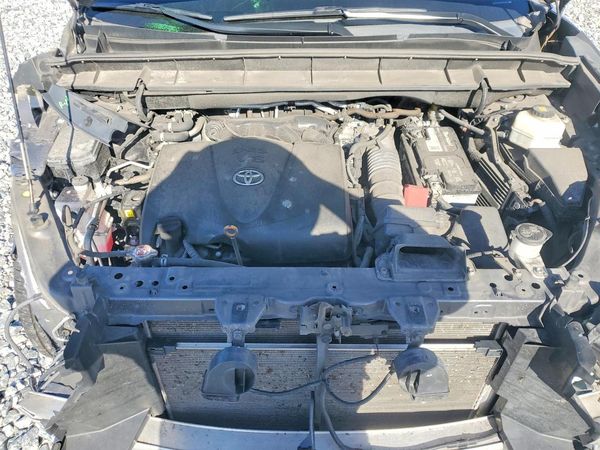 2022 TOYOTA HIGHLANDER L