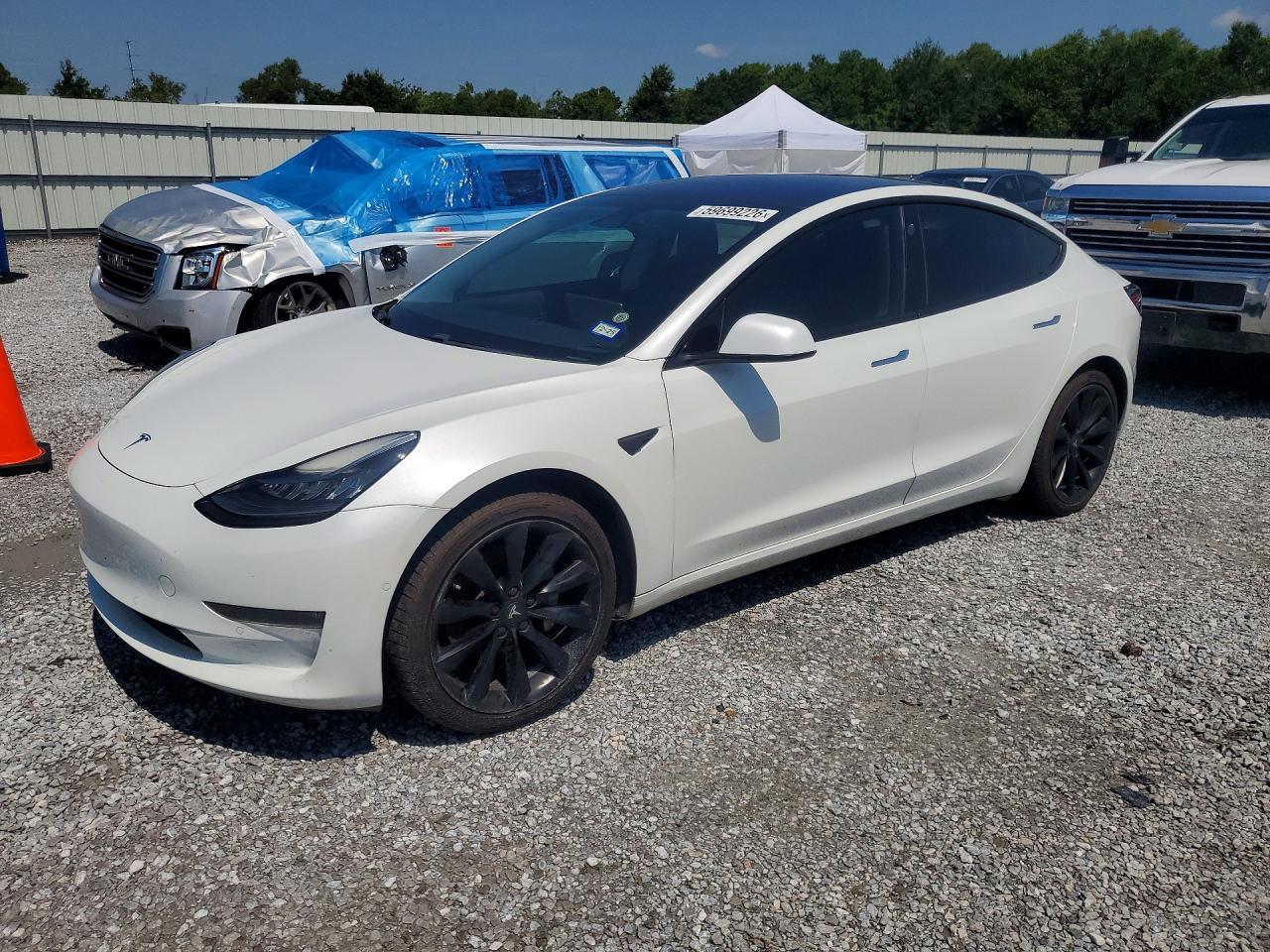 2018 TESLA MODEL 3