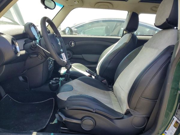 2012 MINI COOPER