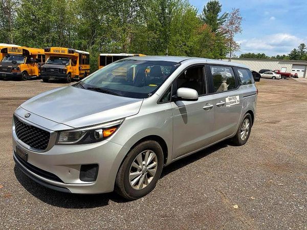 2016 KIA SEDONA L - Low level