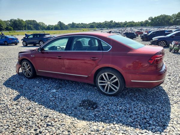 2017 VOLKSWAGEN PASSAT