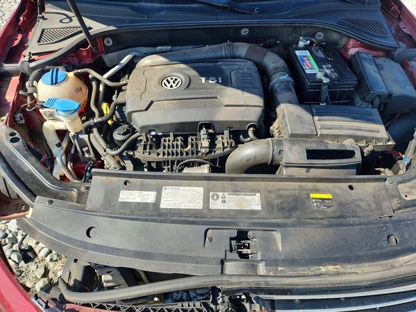 2017 VOLKSWAGEN PASSAT