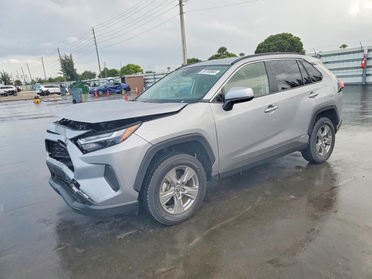 2025 TOYOTA RAV4 LE