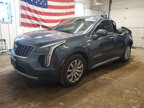 2019 CADILLAC XT4 Premium Luxury
