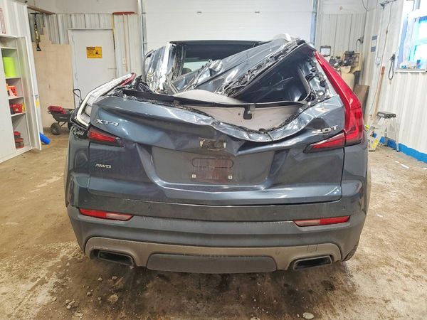 2019 CADILLAC XT4 Premium Luxury