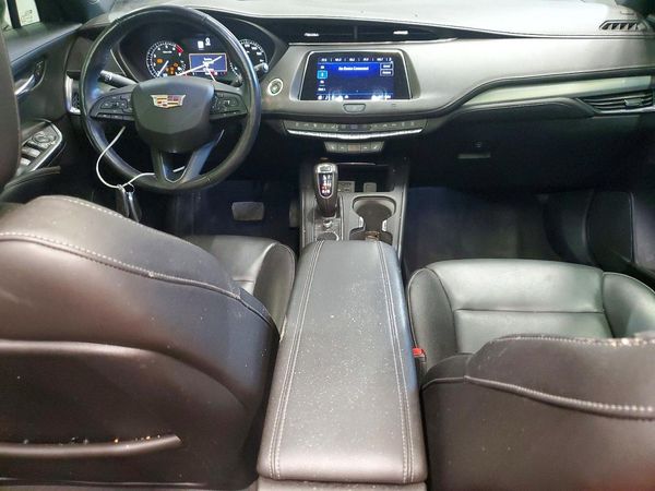 2019 CADILLAC XT4 Premium Luxury
