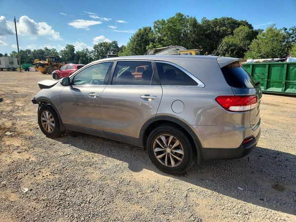 2018 KIA SORENTO L, LX