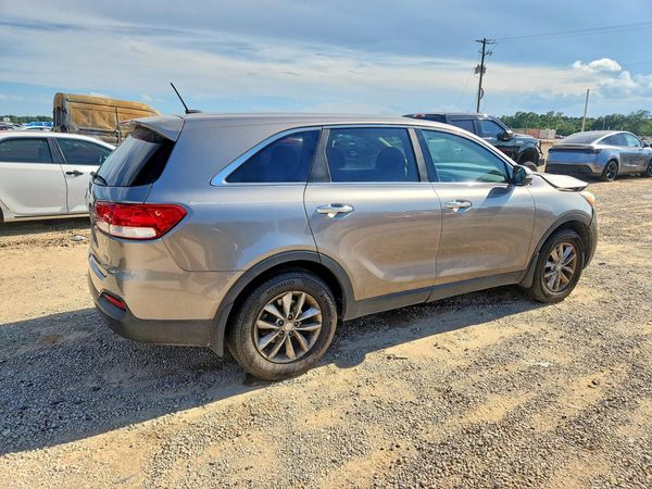 2018 KIA SORENTO L, LX