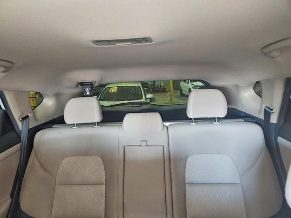 2017 HYUNDAI TUCSON SE (no options)