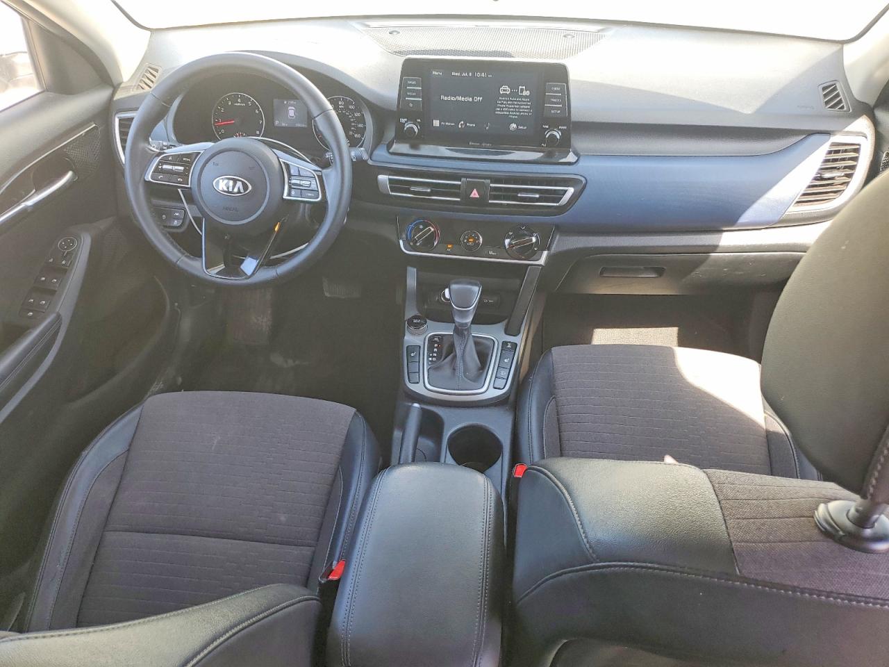 2021 KIA SELTOS S