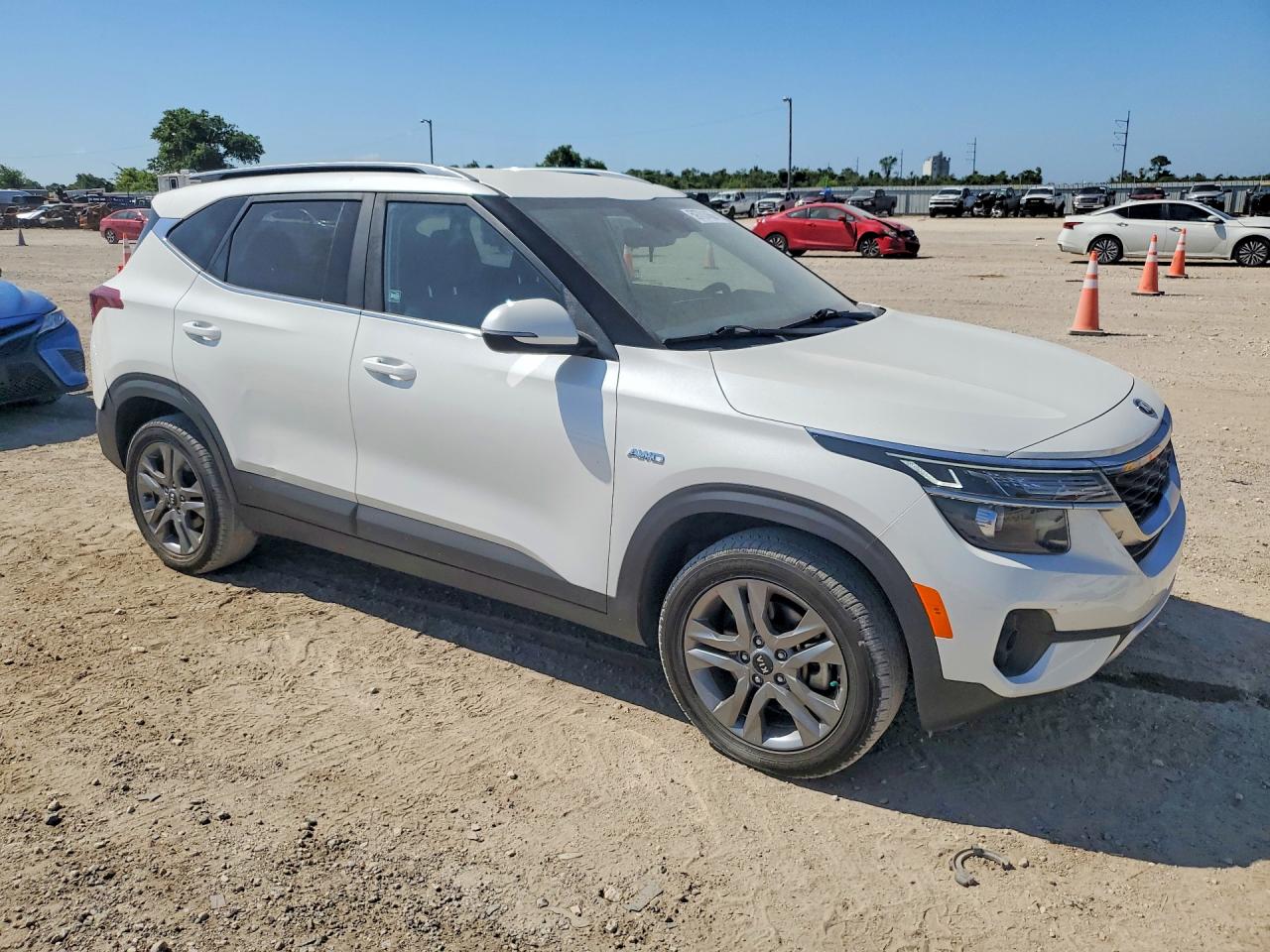2021 KIA SELTOS S