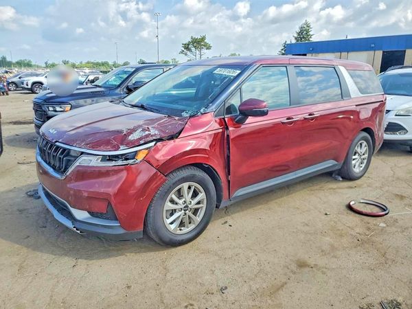 2023 KIA CARNIVAL LX, LX Seat Package — Front 3/4