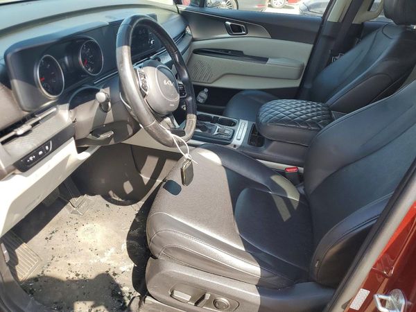 2023 KIA CARNIVAL LX, LX Seat Package — DENT