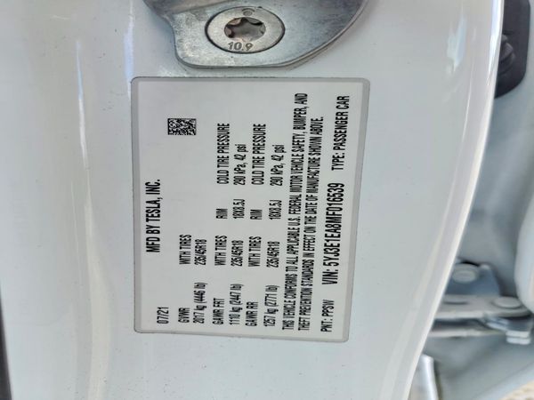 2021 TESLA MODEL 3