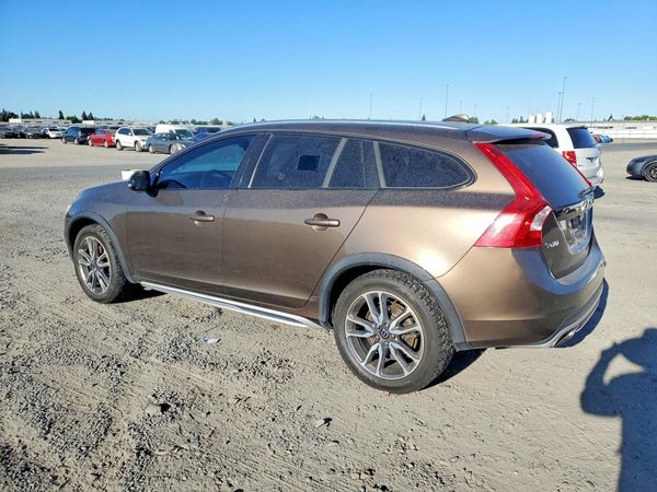 2017 VOLVO V60 CROSS COUNTRY Premier