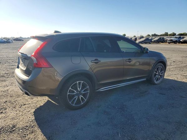 2017 VOLVO V60 CROSS COUNTRY Premier