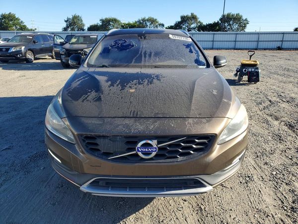 2017 VOLVO V60 CROSS COUNTRY Premier