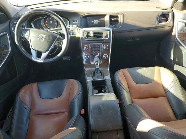 2017 VOLVO V60 CROSS COUNTRY Premier