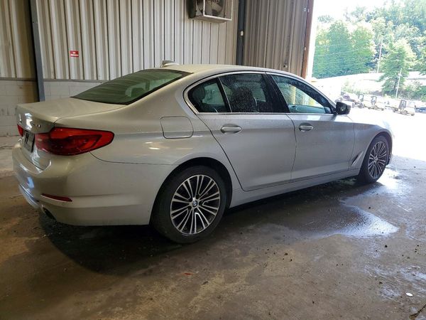 2019 BMW 530 xDrive