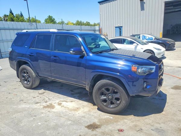 2018 TOYOTA 4RUNNER Ltd/SR5/SR5 Premium