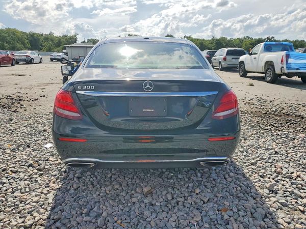 2017 MERCEDES-BENZ E E300