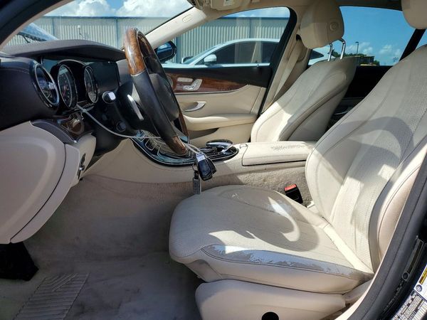 2017 MERCEDES-BENZ E E300