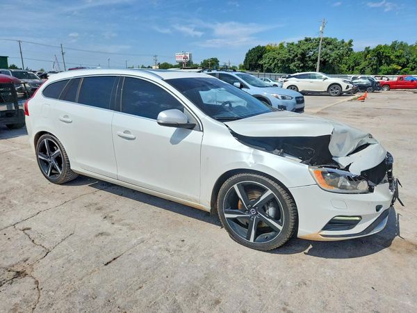 2016 VOLVO V60