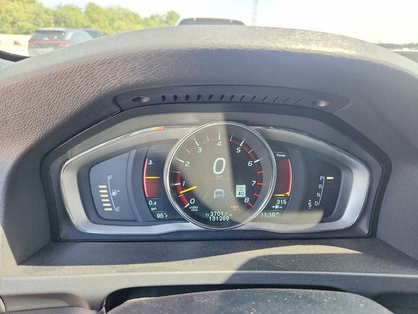 2016 VOLVO V60