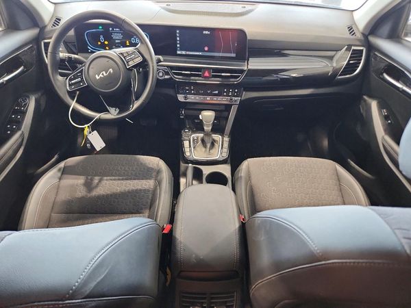 2025 KIA SELTOS S, X-Line