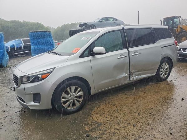 2017 KIA SEDONA LX