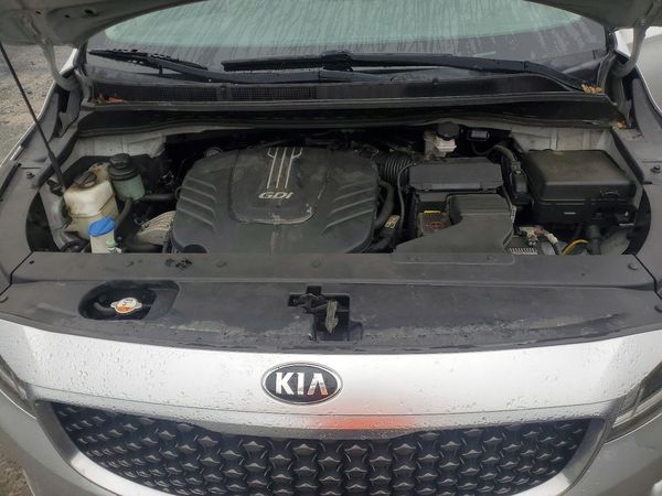 2017 KIA SEDONA LX