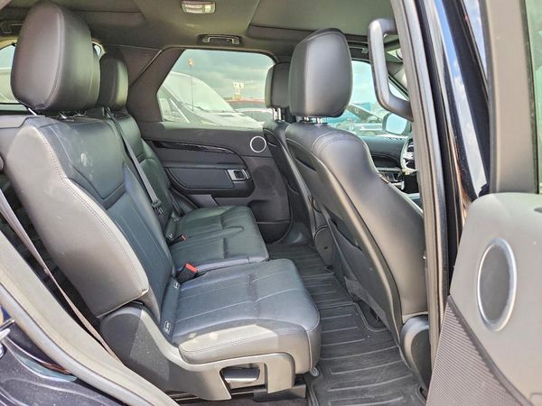 2018 LAND ROVER DISCOVERY SE