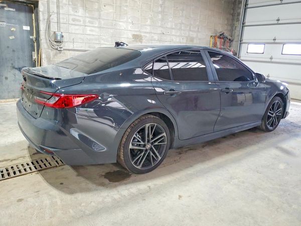 2026 TOYOTA CAMRY